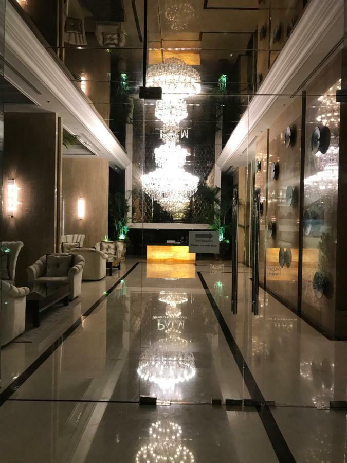 Luxurious Beachfront パッタヤー エクステリア 写真