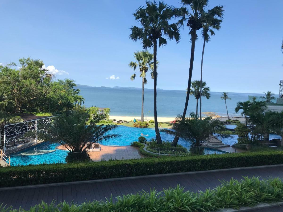 Luxurious Beachfront パッタヤー エクステリア 写真